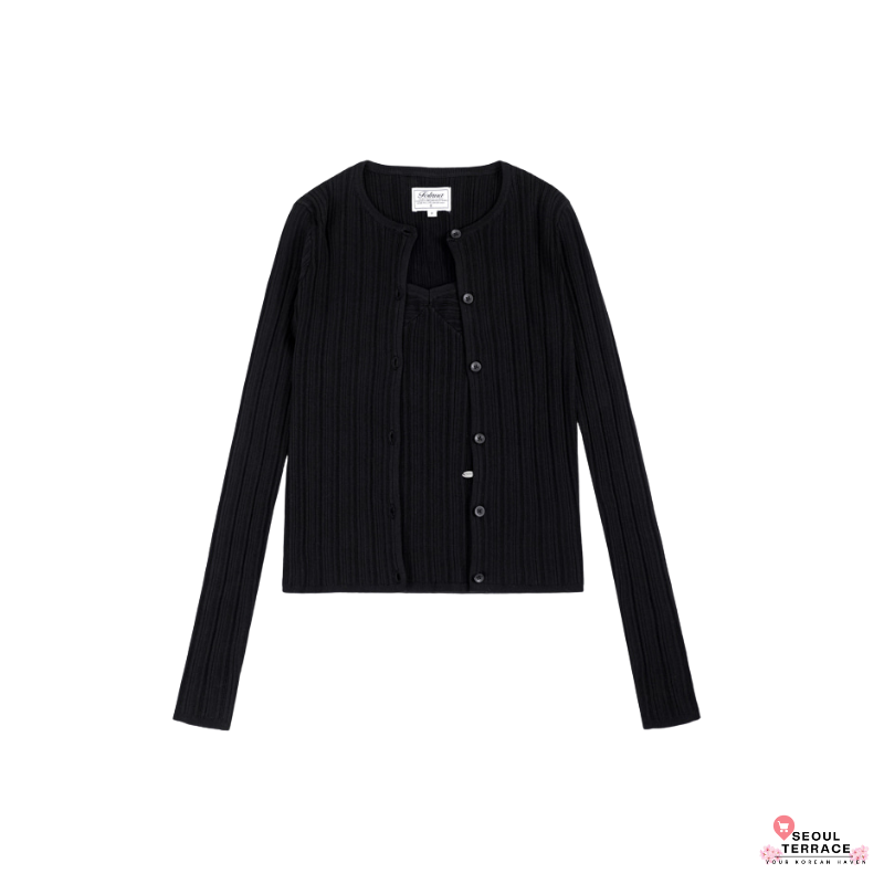 Seen worn by MEOVV Anna Wrinkle V-Neck Cardigan Set