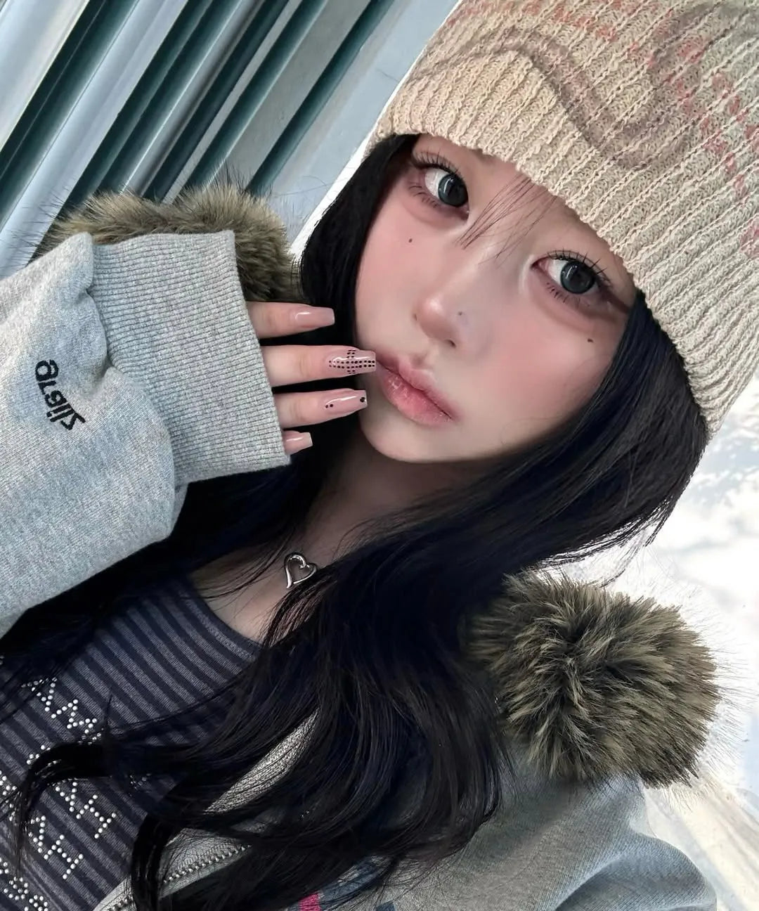 [Lesserafim Chaeyeon Worn] SoulPussycat X Grailz Parody Fur Zip Up Hoodie -Gray