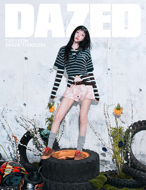 TAEYEON - Dazed & Confused Korea Summer Edition Magazine April 2026 (RANDOM)