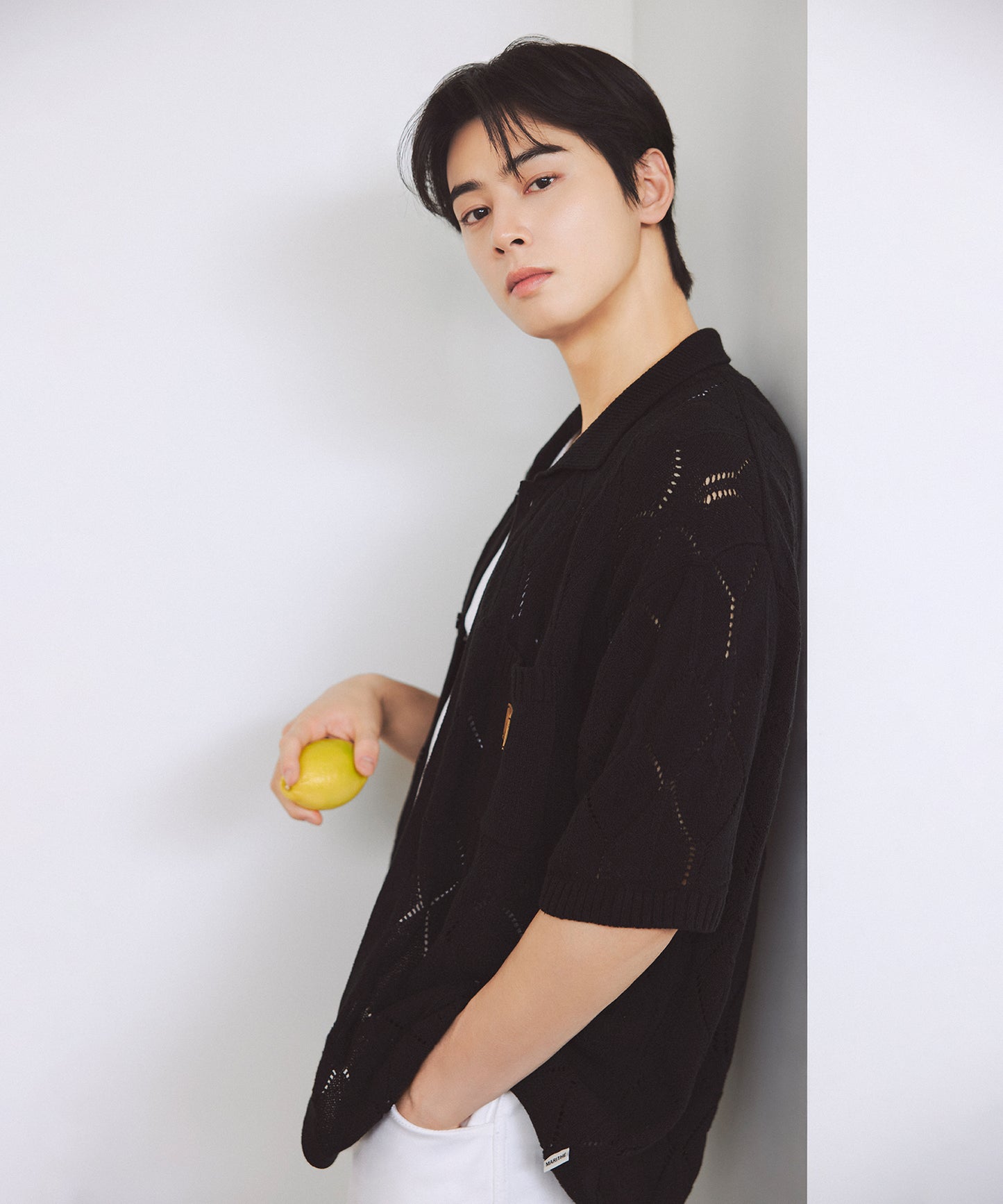 [Worn by Cha Eunwoo] Marithé et François Girbaud Crochet Half Cardigan