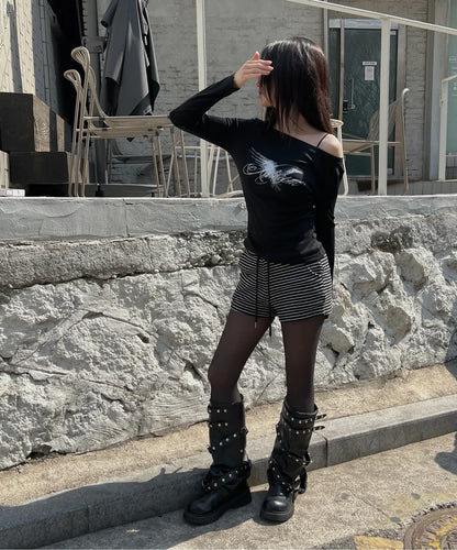 Izroom Crow Boat Neck Long Sleeve