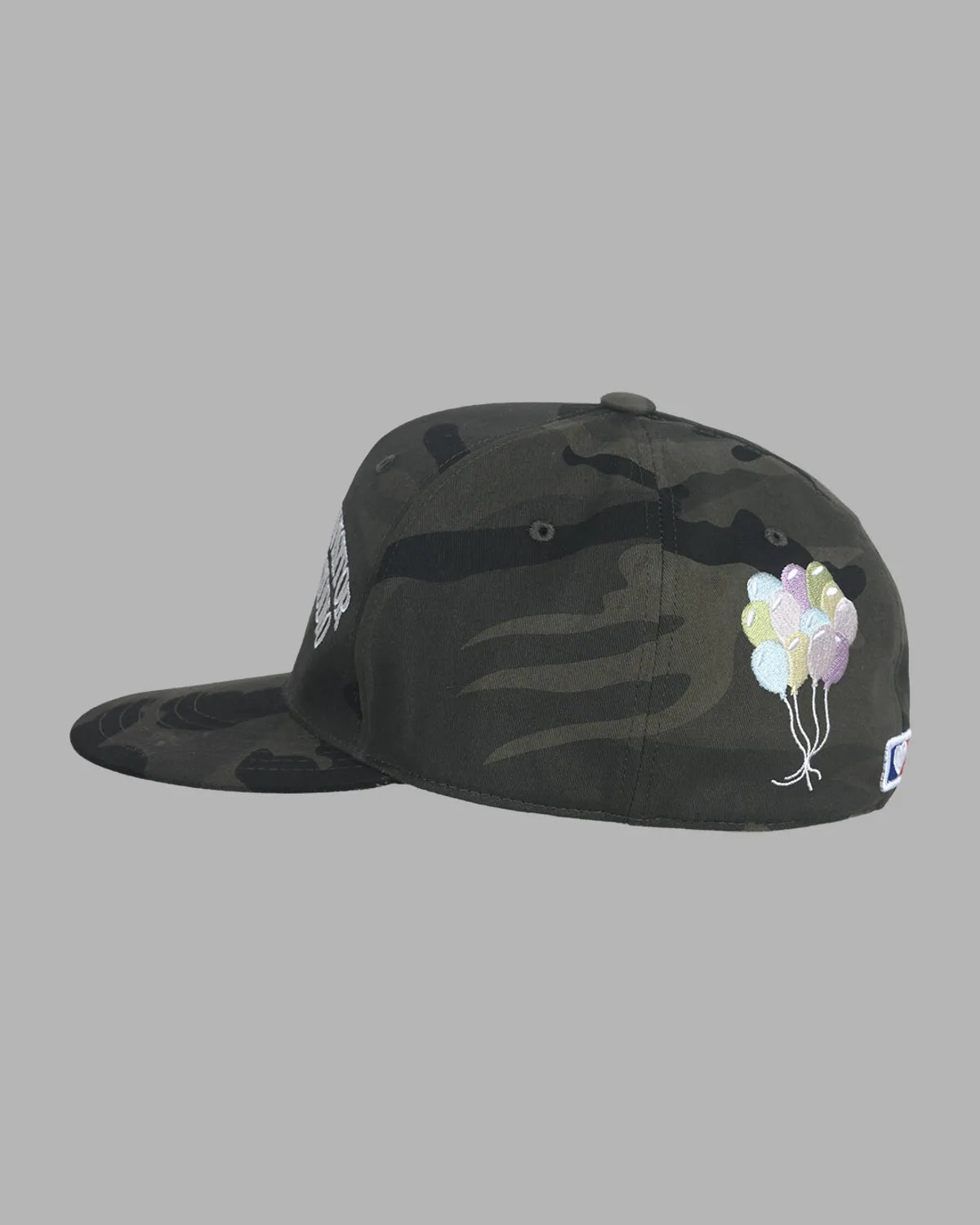 [Nmixx Haewon Worn] The Museum Visitor Rabbit Embroidery Cap