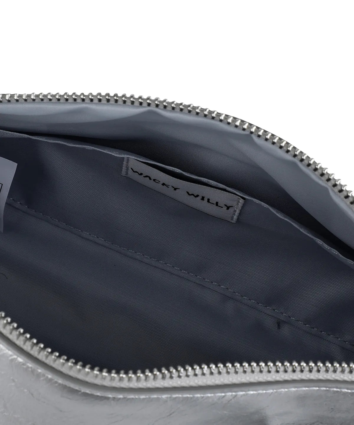 [Aespa Giselle Worn] 26SS Lily Volume Handle Cylindrical Bag