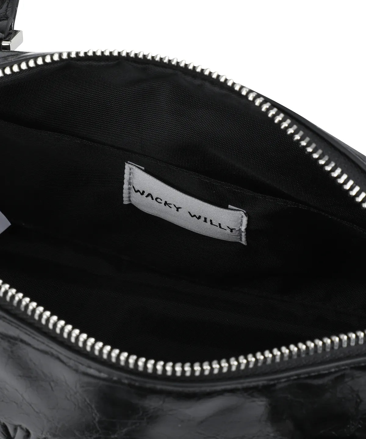 [Aespa Giselle Worn] 26SS Lily Volume Handle Cylindrical Bag