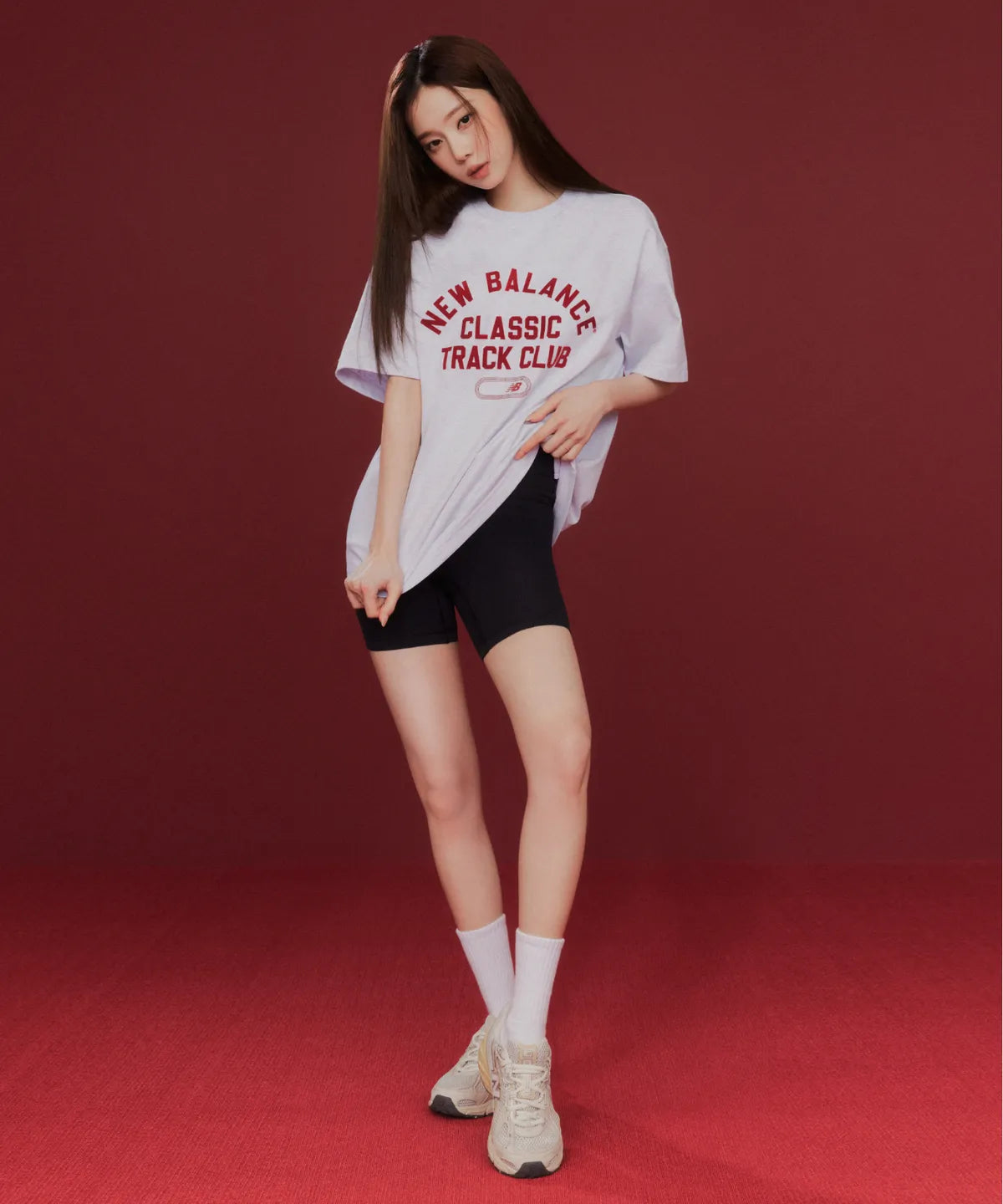 【NEW BALANCE】★TRACK CLUB UNISEX TSHIRT★ウィンター着用★ Aespa Winter Pick] New Balance UNI Track Club Short Sleeve T