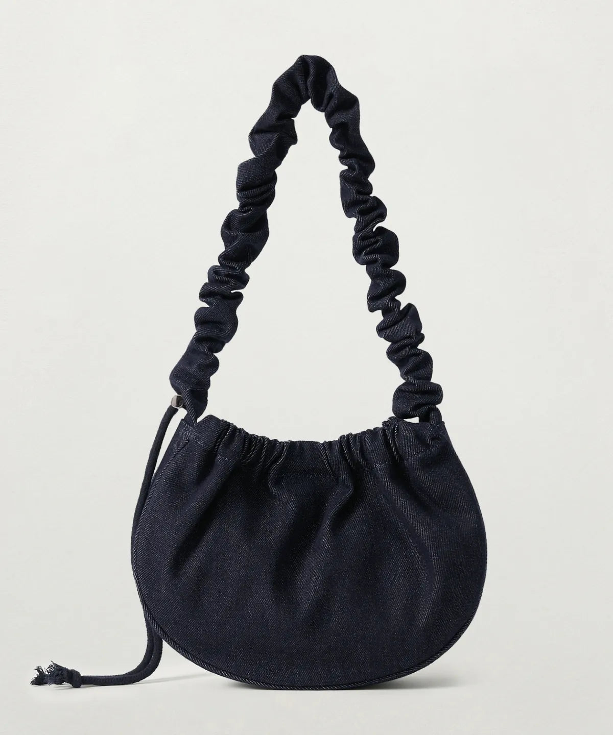 [Park Gyu-young Pick] Satur Scrunchie Small Denim Shoulder Bag Indigo