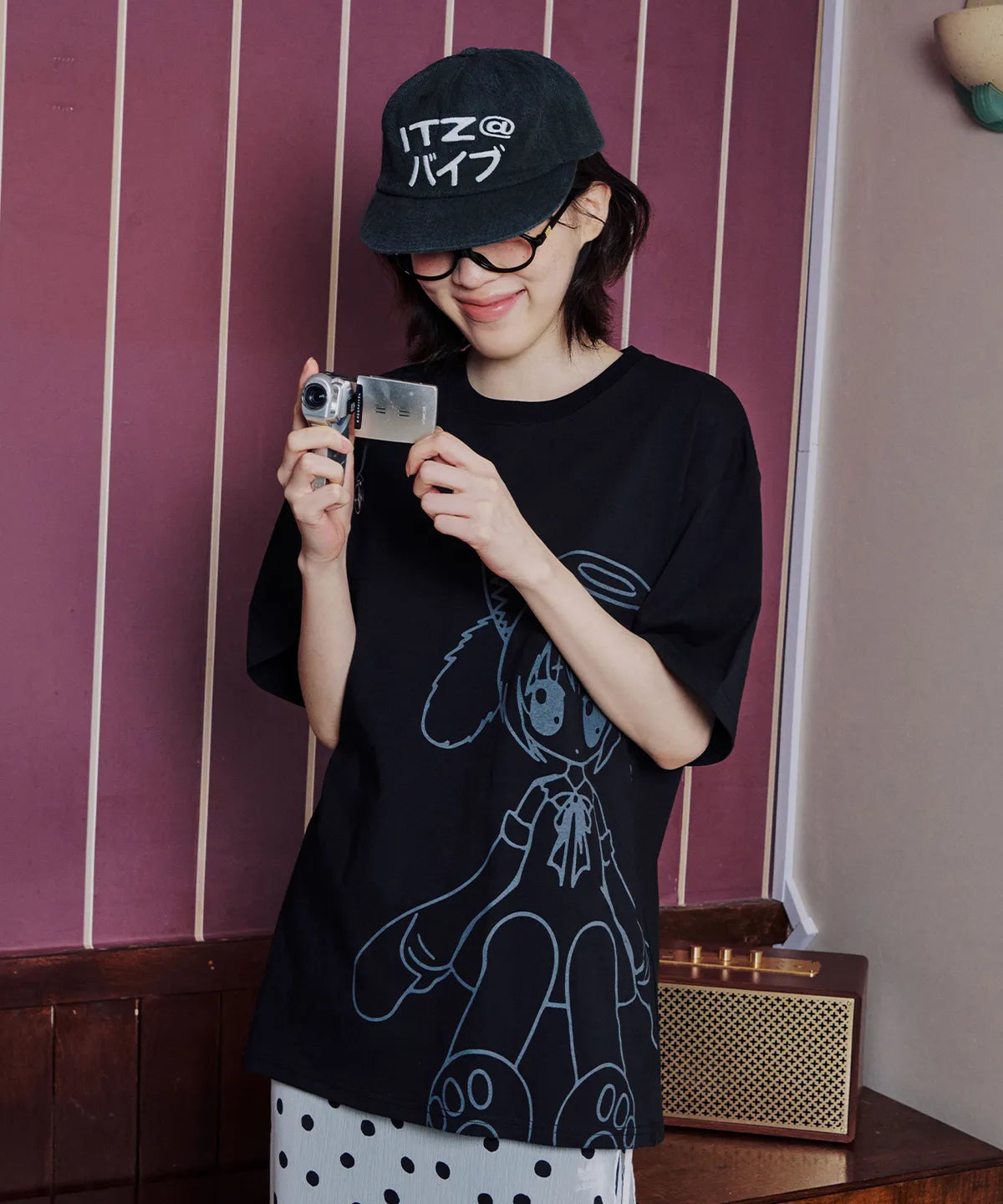 [Aespa Karina Worn] Itzavibe Cat Girl T-Shirt