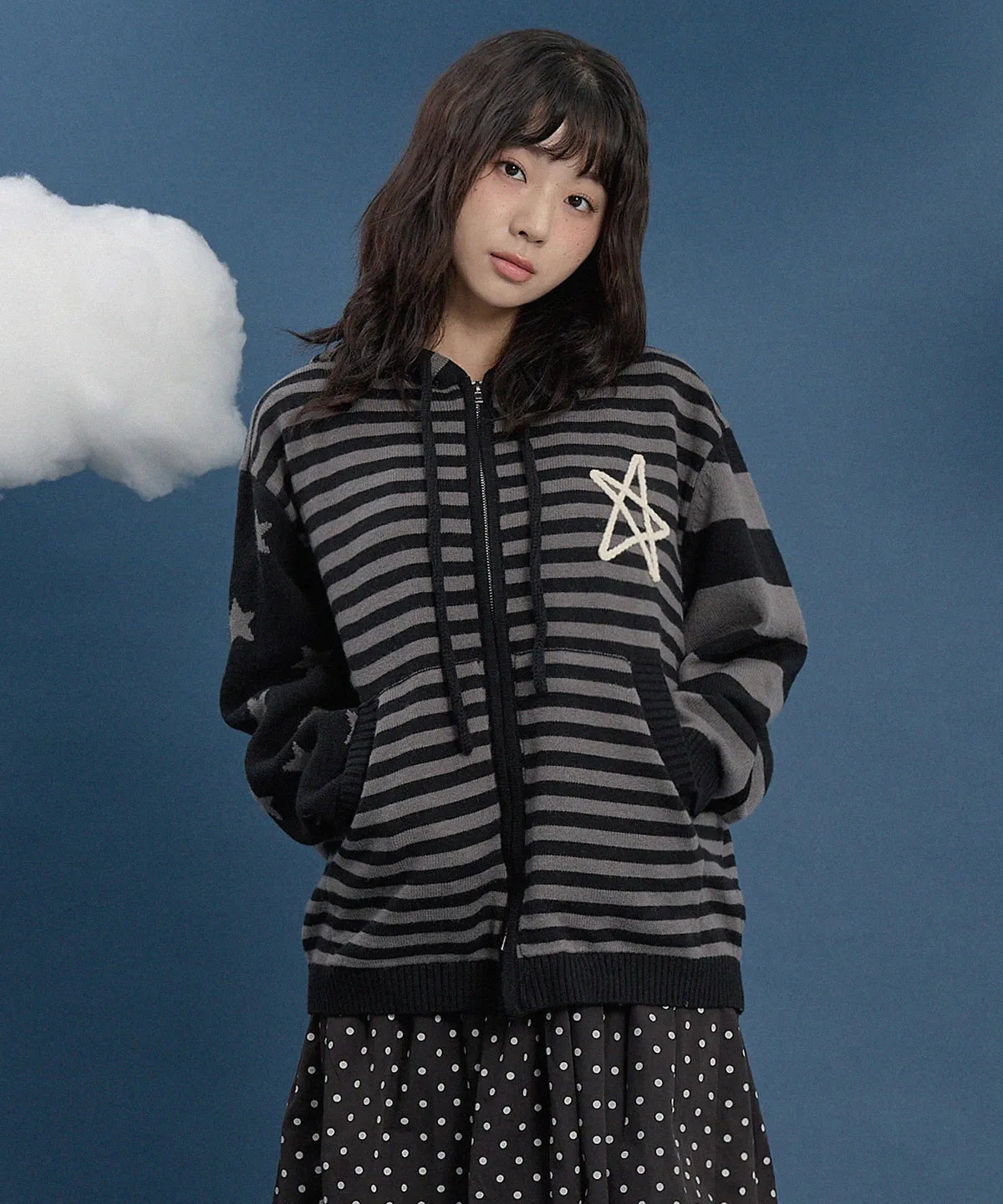 [NCT Wish Ryo Worn] Wai Kei Stripe Star Hooded Knit Zip-Up