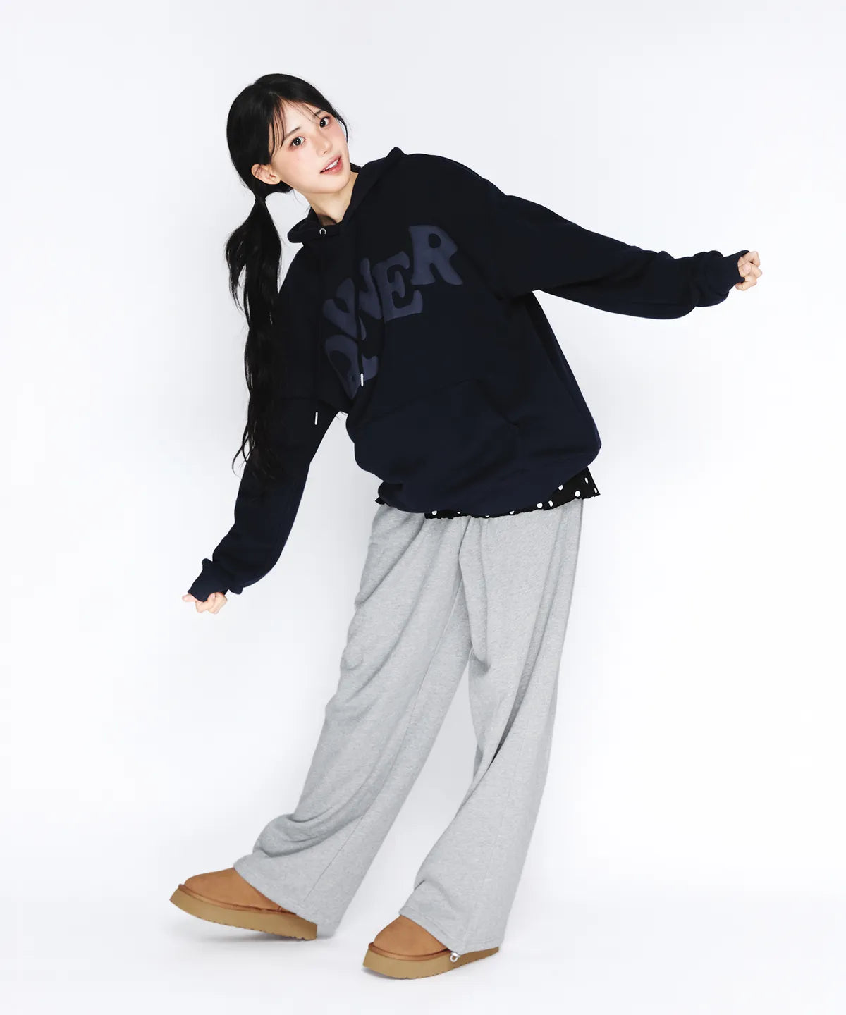 [Qwer X Ames ] 25FW QWER Big Typo Hoodie