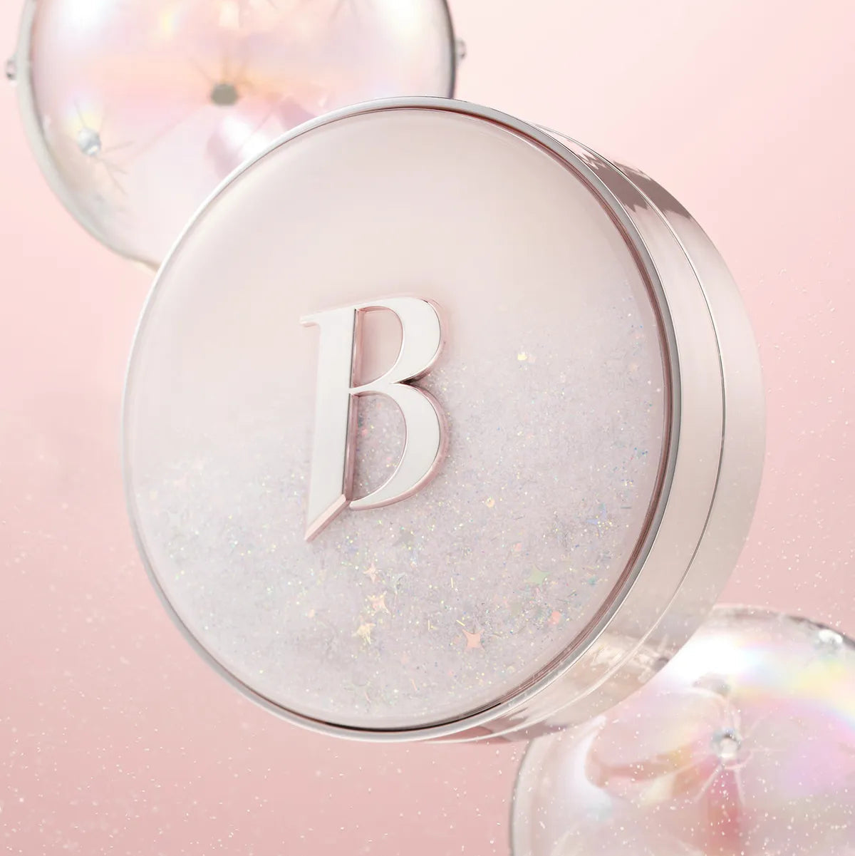 [Pink Holiday] Banila Co White/Moisture Cushion SPF38 PA++