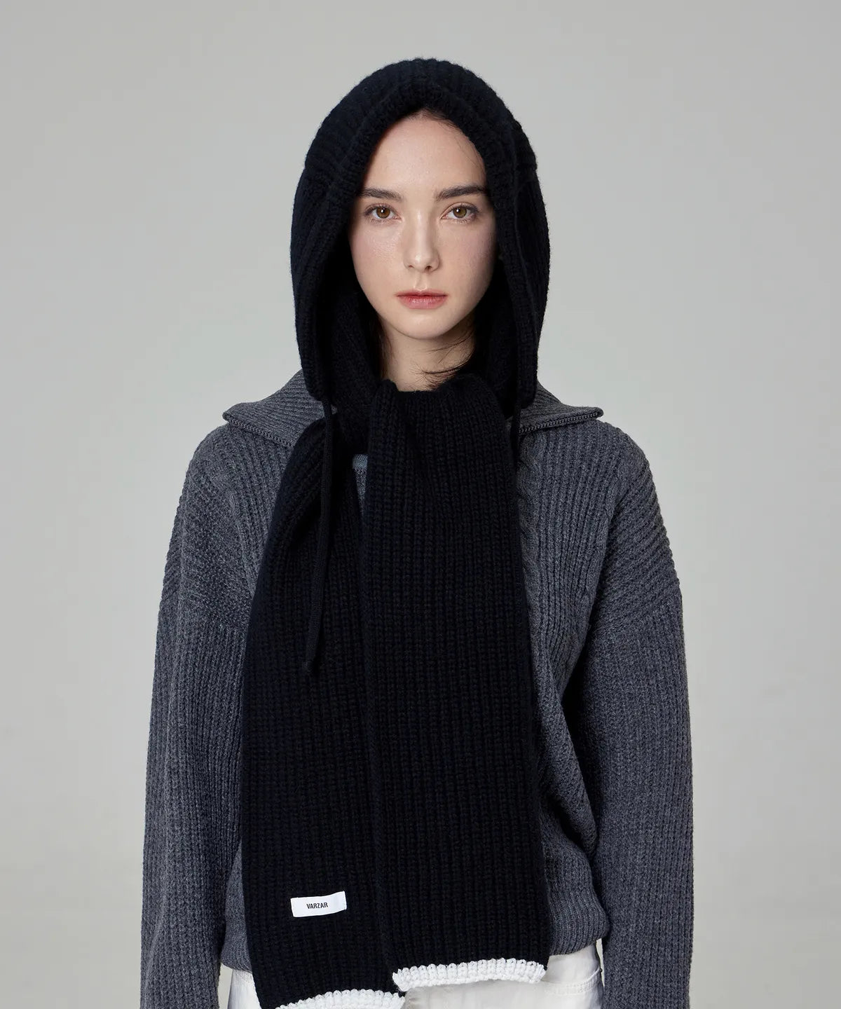 [B.I Worn] Varzar Logo Label Hood Muffler