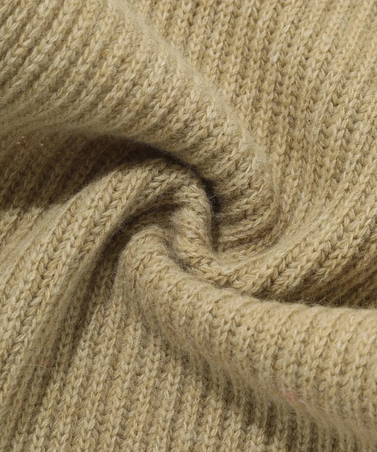 [TXT Soobin Worn] Covernat C Logo Lambswool Muffler