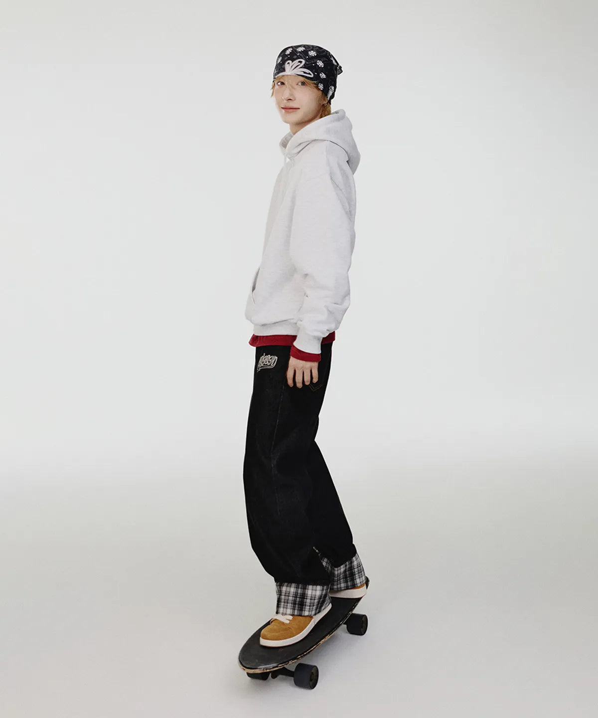 CAVISH × KickFlip Donghwa My First Pic Hoodie