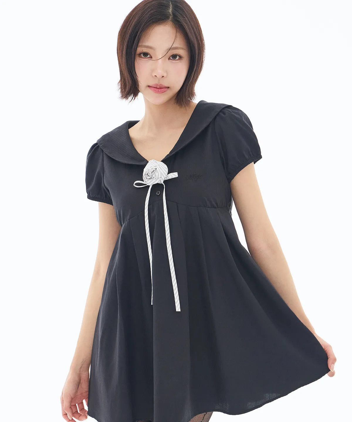 [SINGLE'S INFERNO KIM GO-EUN PICK] - ILLIGO Sailor Collar One-Piece