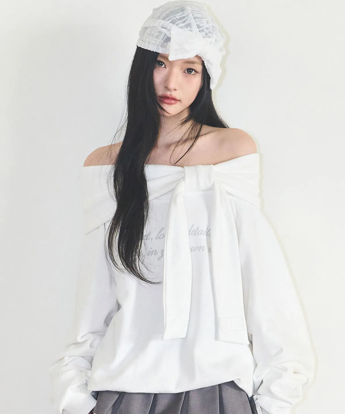 ILLIGO Pure Bow Off-Shoulder Sweatshirt