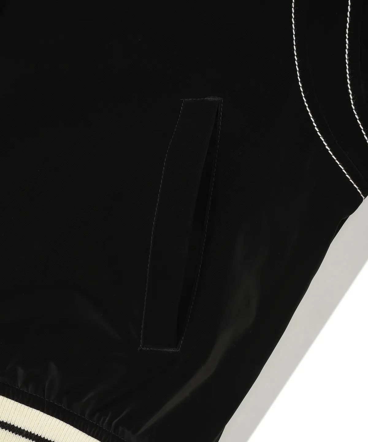 [Aespa Giselle Worn] 26SS Wacky Willy Women's Velvet-Like Varsity Jacket in Black