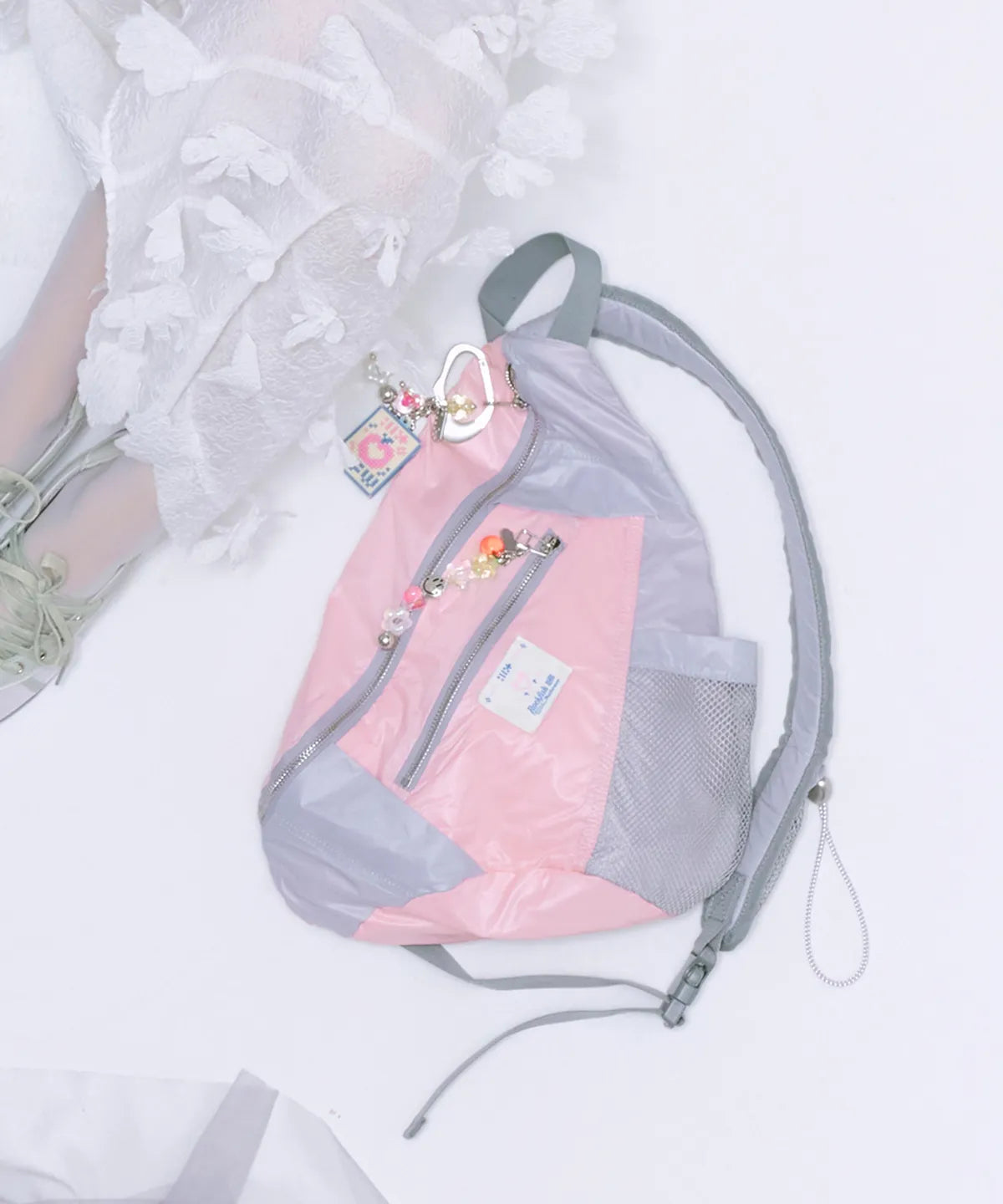 ILLIT x ROCKFISH WEATHERWEAR - KEYRING (IVORY)