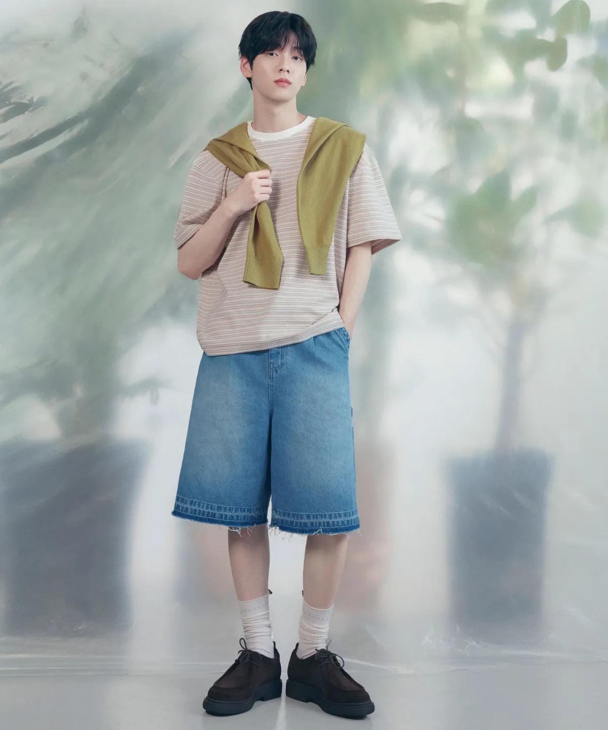 [TXT Soobin Worn] 26 Summer Covernat Multi-stripe T-shirt