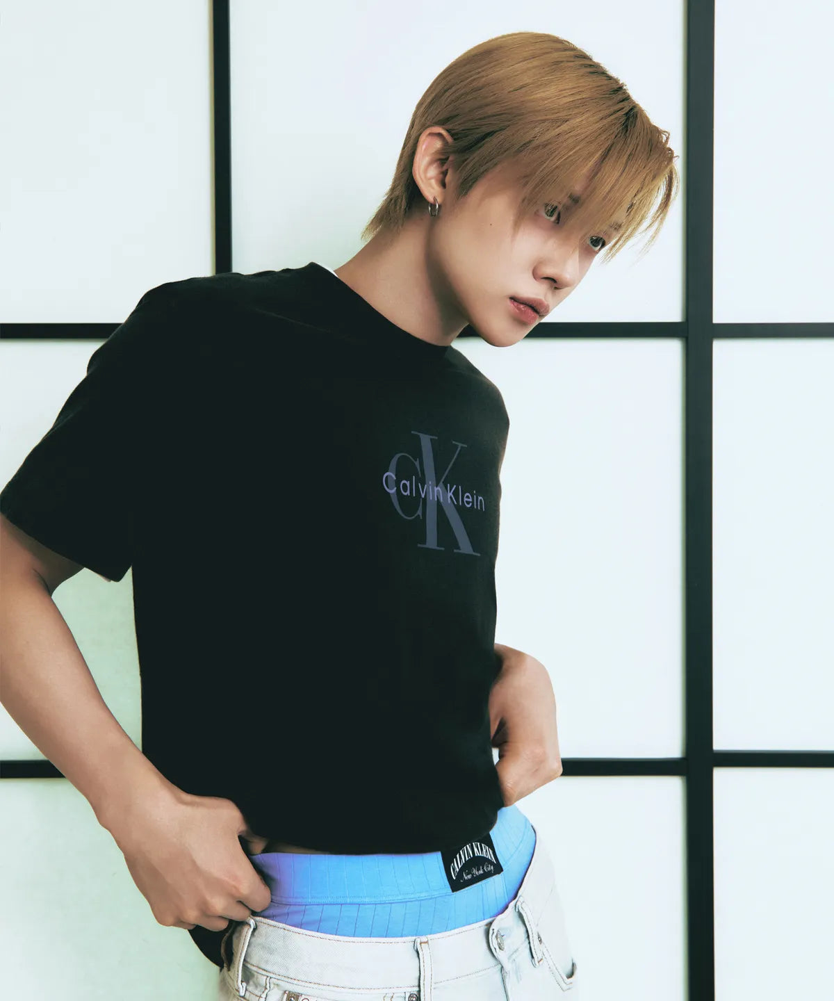 [TXT Yeonjun Worn] Calvin Klein Acid Wash Monologo Graphic Short Sleeve T-shirt