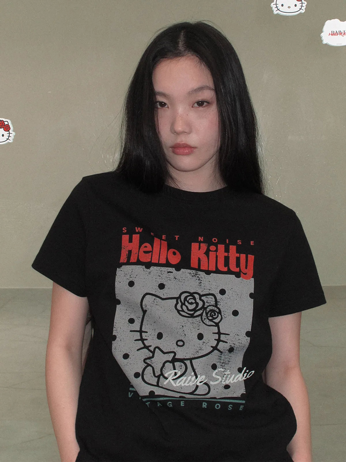 RAIVE X HELLO KITTY - Dot Graphic T-shirt