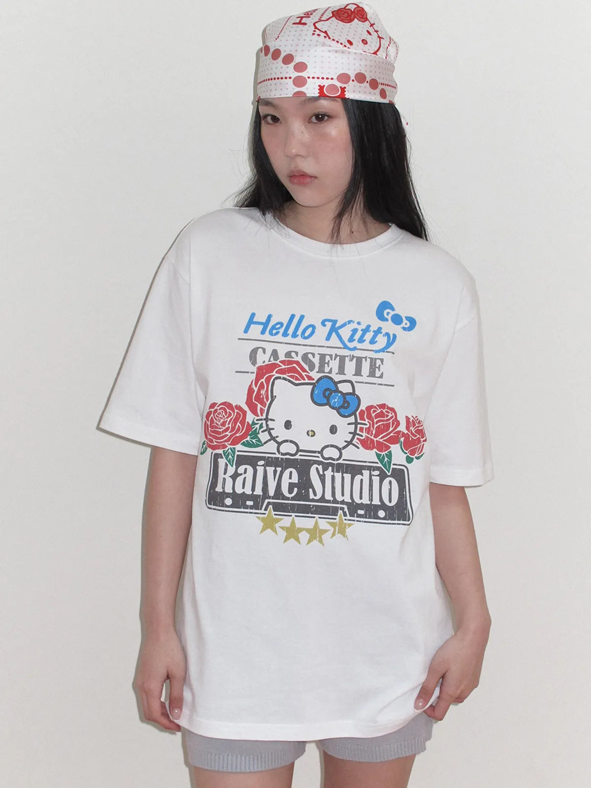 RAIVE X HELLO KITTY - Rose Graphic T-shirt