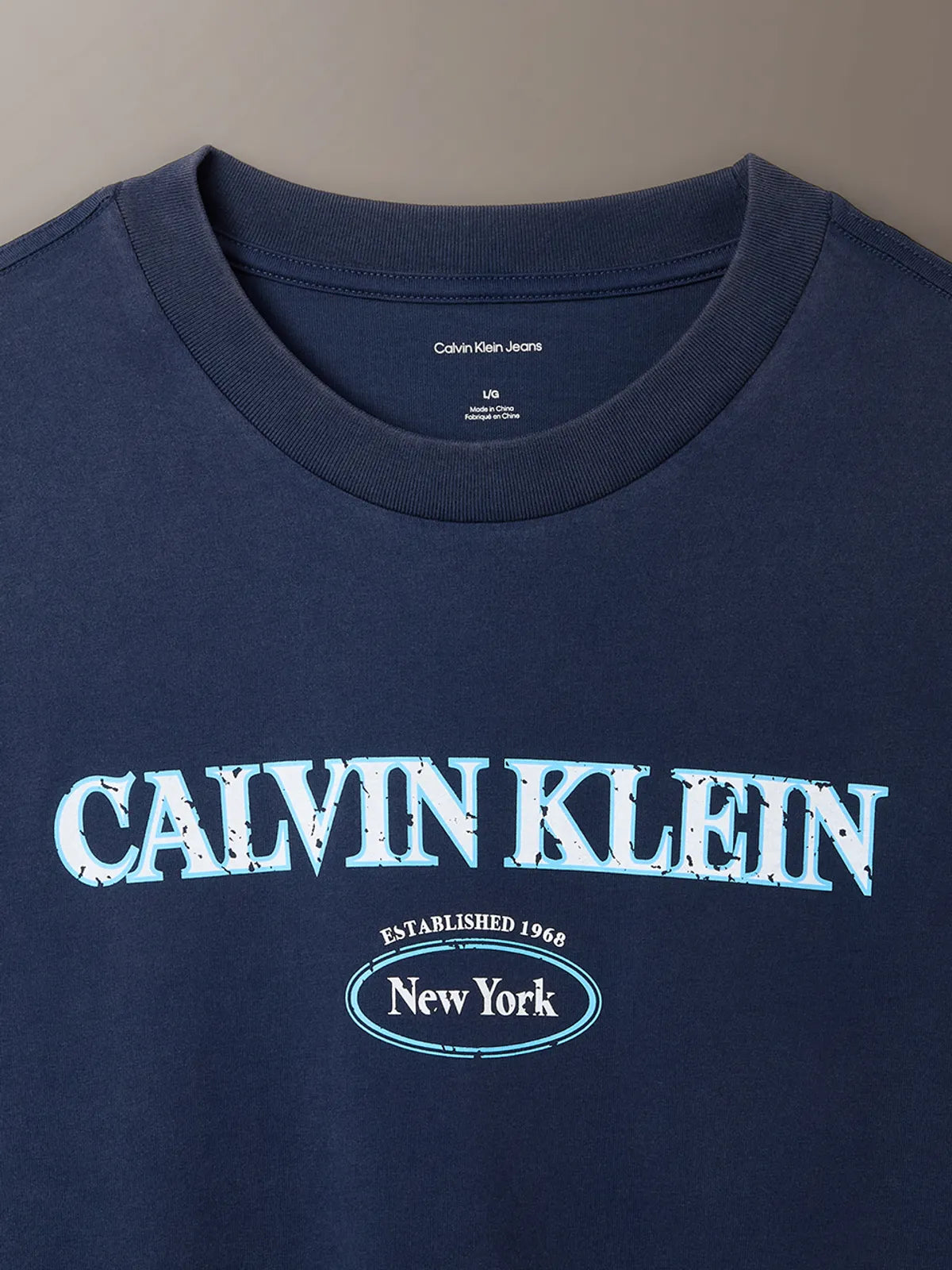 [LNGSHOT Worn] Calvin Klein Acid Wash Graphic Short Sleeve T-shirt