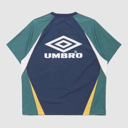 [UMBRO X NCT WISH] HBL Football Heritage Wappen Short Sleeve Piste