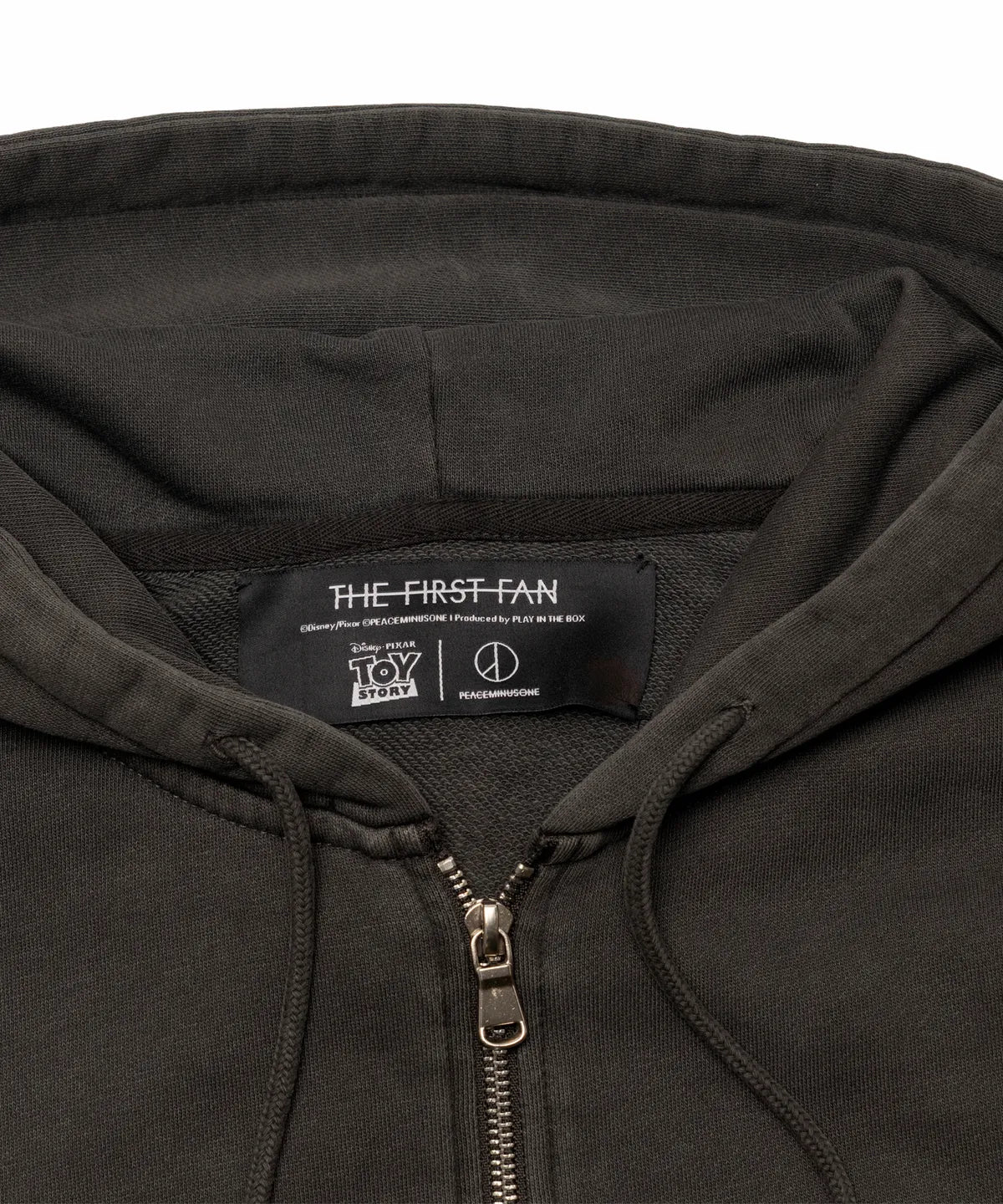 THE FIRST FAN - TOY STORY X G-DRAGON PEACEMINUSONE (JACKETS)