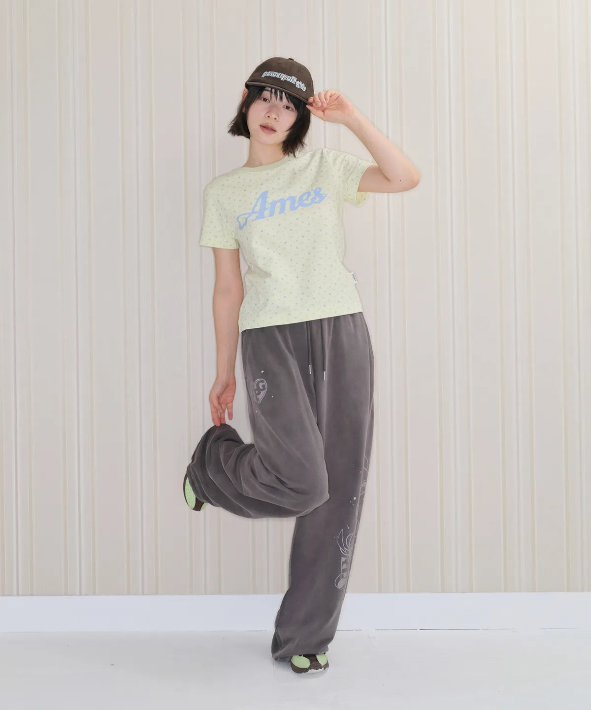 Ames Worldwide X PowerPuff Girls Hotfix Grawing Sweat Pants