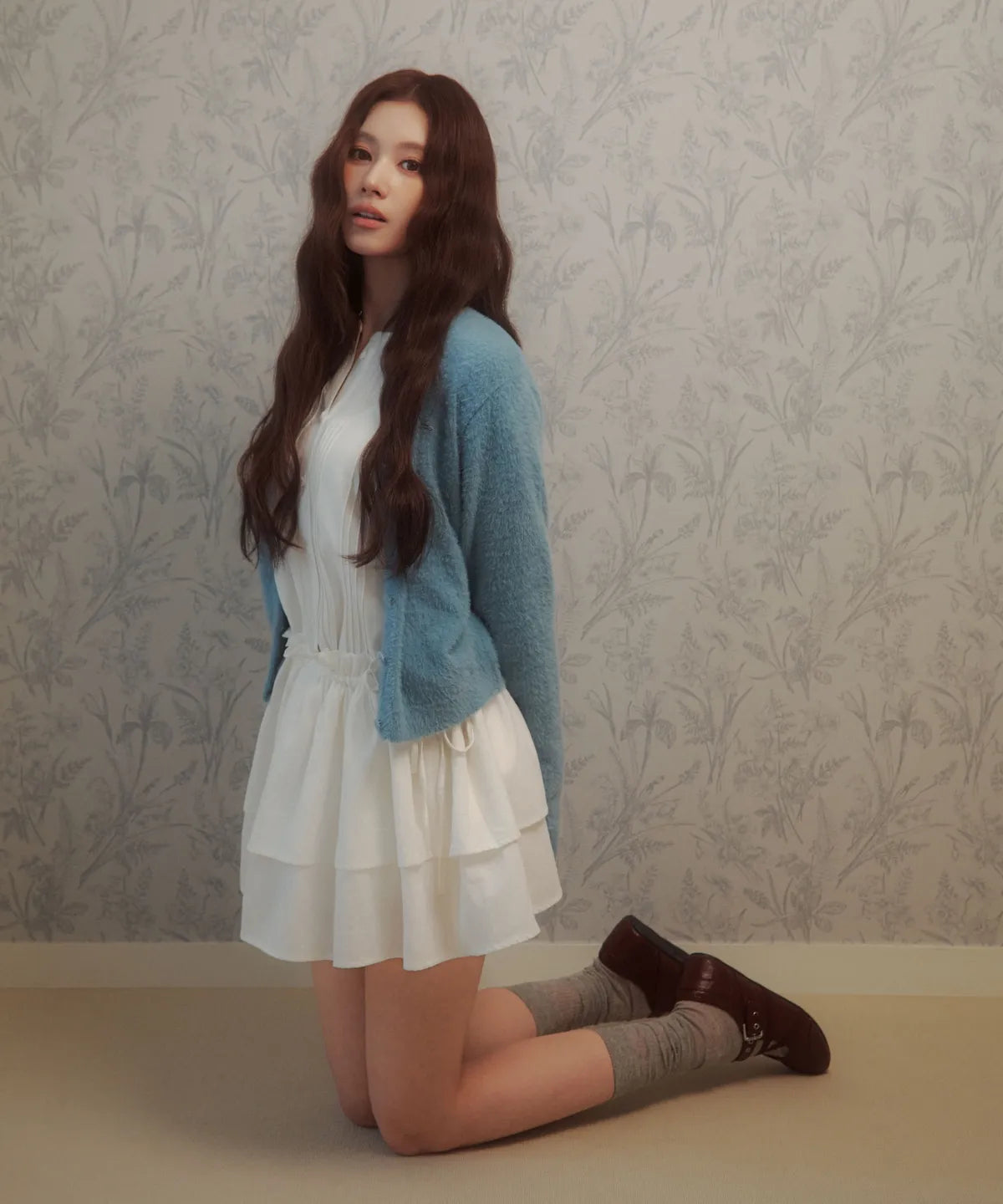 [Twice Sana Pick] 26FW COVERNAT WOMAN V-neck Hairy Cardigan