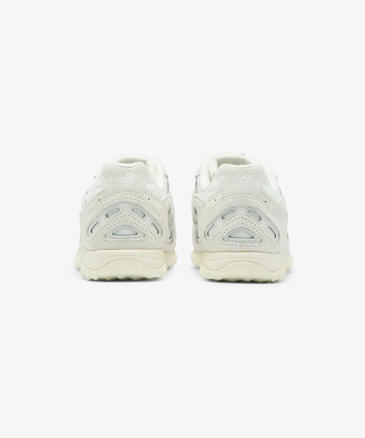 NEW BALANCE 26FW 204L Sneakers