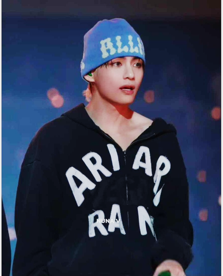 [BTS V Worn] ALLINCOMPLETE Pom-Pom Logo Jacquard Beanie