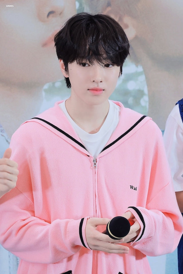 NCT WISH Sakuya Worn] WaiKei Marine Zip-Up Cardigan Pink – SEOUL