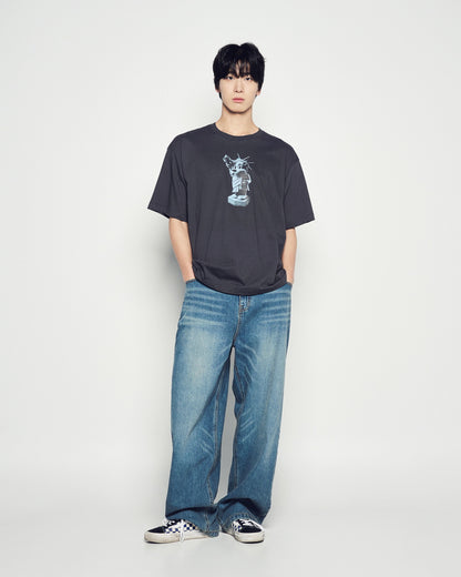 Yena x Adlv AC Bear Statue Of Liberty Short Sleeve T-Shirt