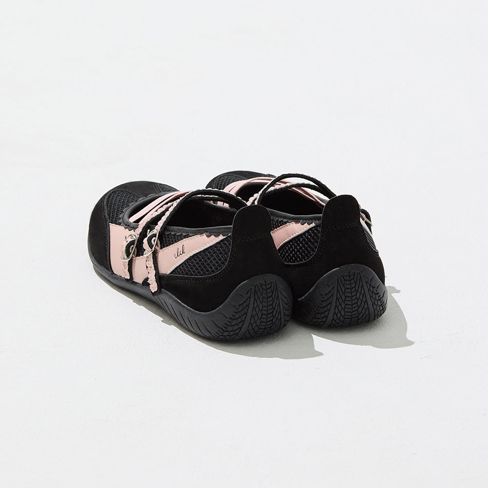 CLCL [CLEVER CLOGER] - Nudge Strap Flat Shoes - (Black)