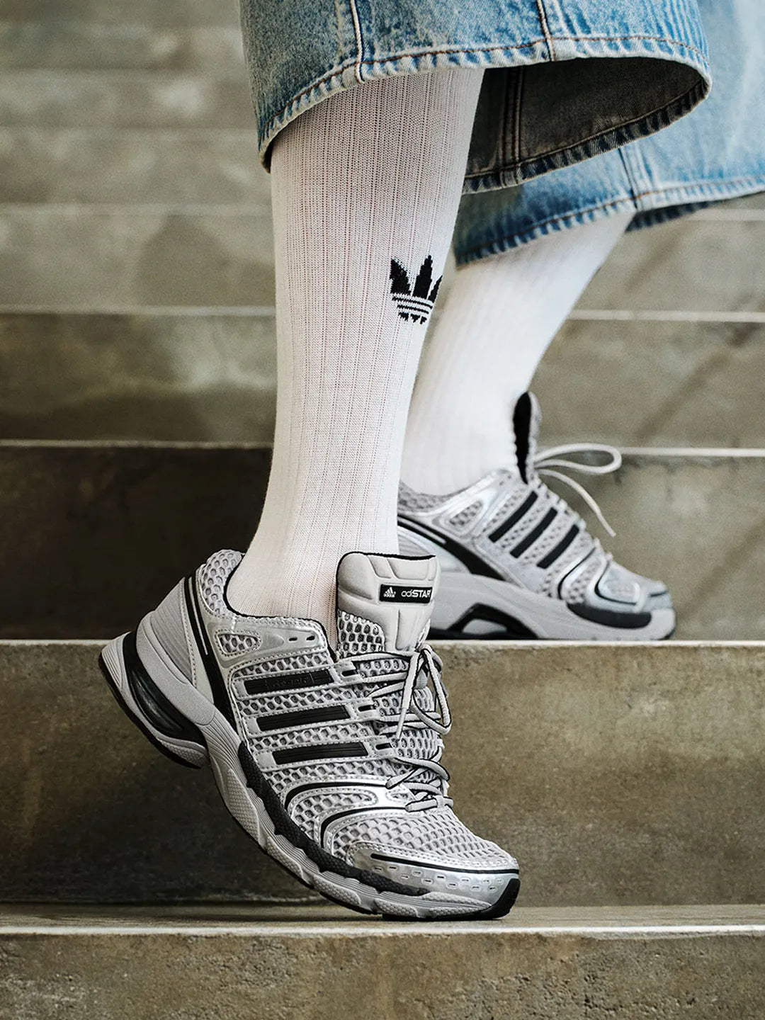 [Straykids Felix Worn] Adidas Adistar Control 5 Sneaker