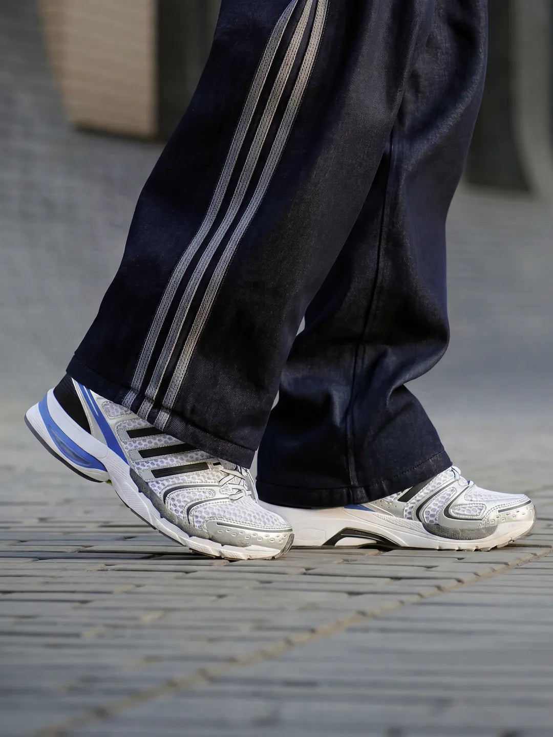 [Straykids Felix Worn] Adidas Adistar Control 5 Sneaker