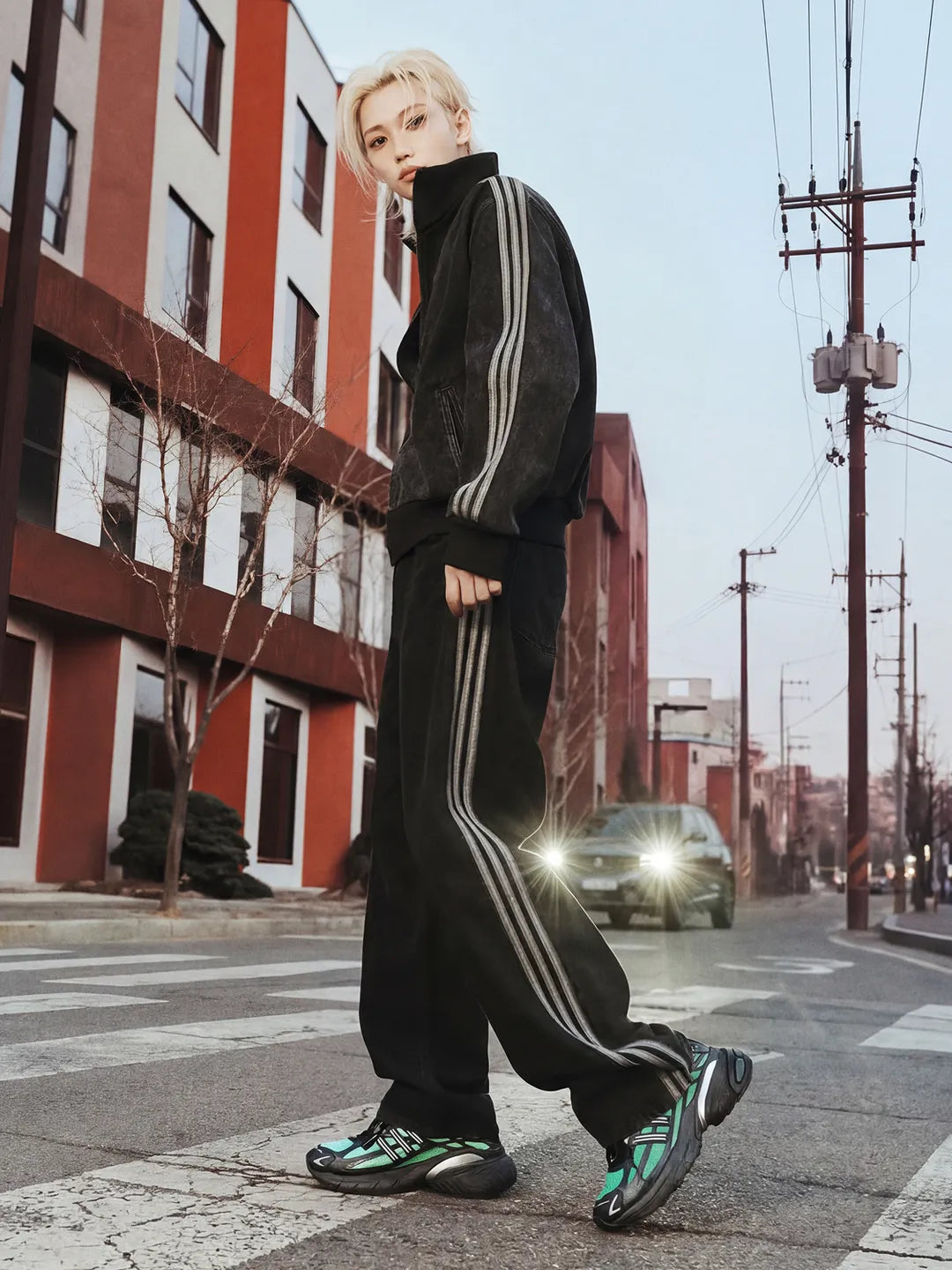 [Straykids Felix Worn]  Adidas Adistar XLG 2.0