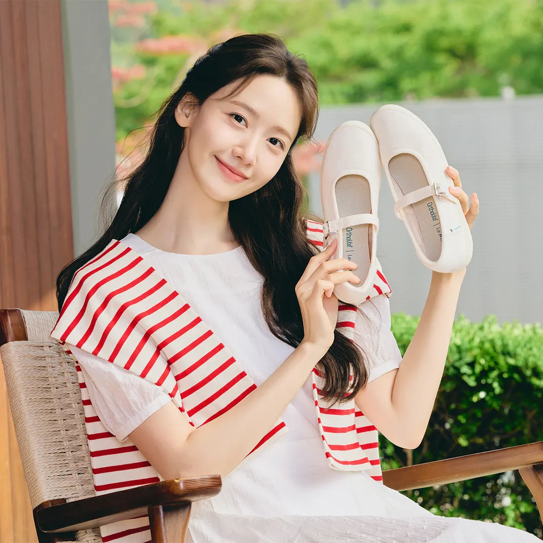 [Lim Yoona X LE MOUTON] Wool Flat Mary Jane Shoes