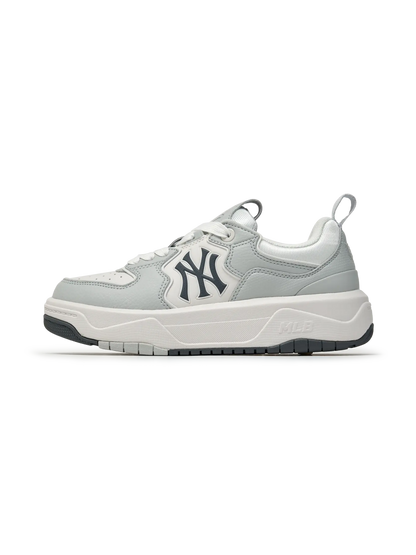 [Aespa Karina Worn] 26 Summer MLB Curve Liner Sneakers