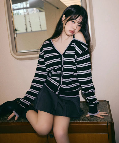 IVE Wonyoung Worn - ONE OFF SHOULDER STRIPE WOOL BLENDED