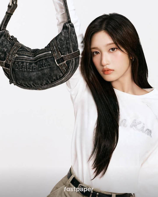 [Ive Leeseo Worn] Matin Kim Lettering Graphic Sleeve Top